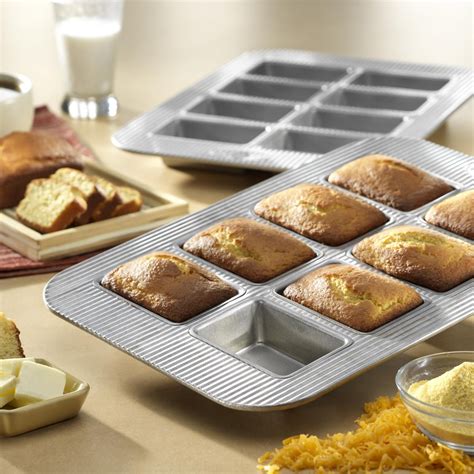 USA Pan 8-Well Mini Loaf Pan in 2021 | Mini loaf, Mini loaf pan, Baking