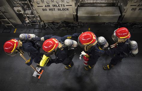 USS Bonhomme Richard conducts a fire drill. | PHILIPPINE SEA… | Flickr