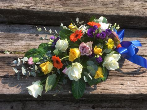 What Color Flowers For Man's Funeral : What a beautiful arrangement of ...