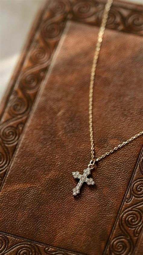 Cross Necklace | Christian jewelry, Cute jewelry, Girly jewelry