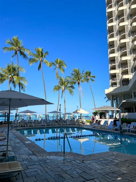 Moana Surfrider: the First Lady of Waikiki - The Hawaii Vacation Guide