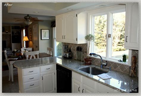 * Remodelaholic *: From Oak to Beautiful White Kitchen Cabinets