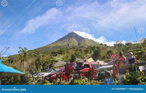 Mayon Skyline View Deck editorial photo. Image of tourist - 152059091