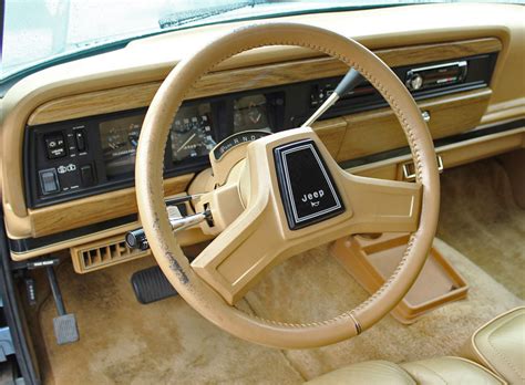 1986 Jeep Grand Wagoneer revised dashboard | CLASSIC CARS TODAY ONLINE