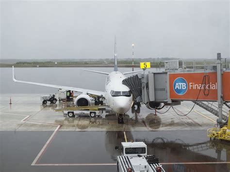 Fort McMurray airport hopes for growth in 2024 after challenging 2023 | Fort Mcmurray Today