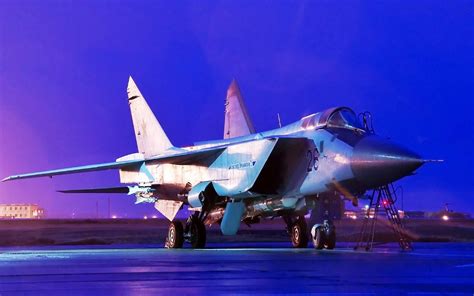 clicswallpaper: MiG-31 Foxhound jet fighter wallpaper 2