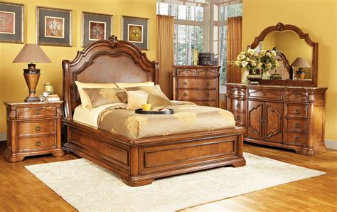 Rosabelle 5 Pc Queen Bedroom - Queen Bedroom Sets Dark Wood | Muebles ...