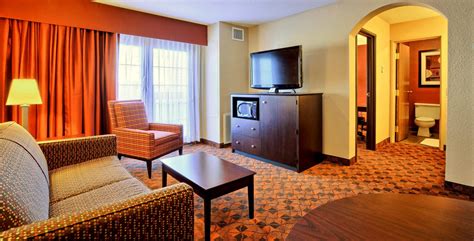 Rooms and Accommodations | Comfort Inn