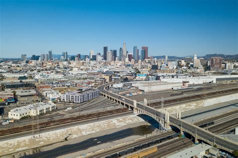 Los Angeles experiences best month of air quality since (at least) 1980 | DG+