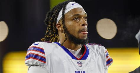 Buffalo Bills’ Damar Hamlin suffers cardiac arrest on field | Flipboard