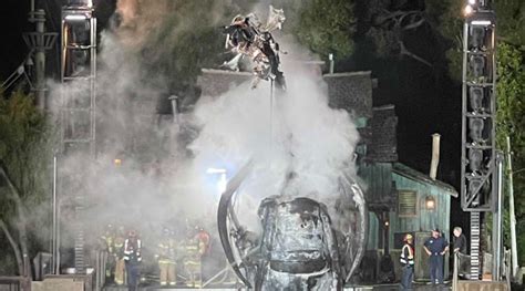 BREAKING: Fantasmic! Returns 2024 to Disneyland! - MickeyBlog.com