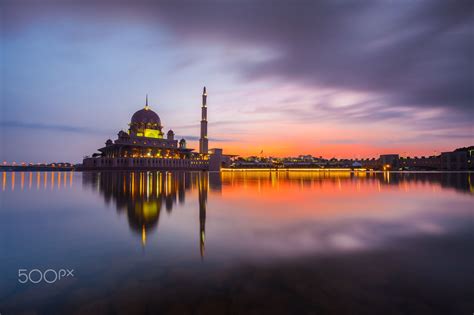 Putrajaya Lakeside Putrajaya Night View