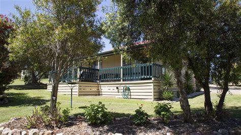 Lakes Entrance Country Cottages, Accommodation, Gippsland, Victoria, Australia