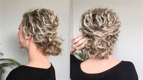 Naturally wavy curly hair updo – Artofit