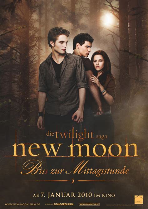 First Official New Moon Poster! - FilmoFilia