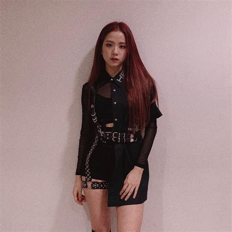 Blackpink Jisoo Fashion, Style and Outfits | Lugako