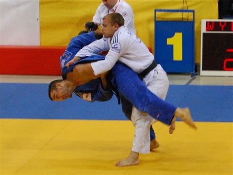 TECHNIQUE DE JUDO : harai-goshi