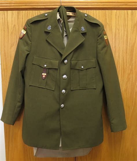 Uniforms - SANDF Special Forces Step-out Uniform was sold for R1,676.00 on 29 Oct at 20:31 by ...