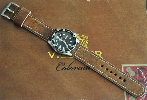 CentaurStraps - Handmade leather watch straps: 22mm vintage handmade buffalo leather watch strap