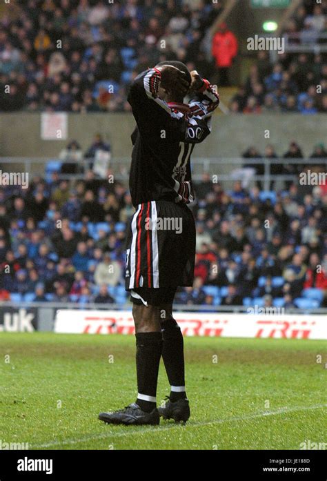 UGO EHIOGU ASTON VILLA V MIDDLESBROUGH 10 February 2001 Stock Photo - Alamy