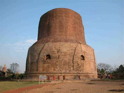 Dhamekh Stupa, Sarnath - Varanasi