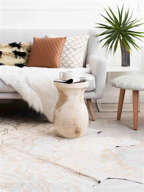 5 Brilliant Ways to Style Cowhide Rugs - Thou Swell