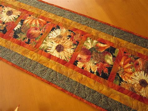 Thanksgiving Table Runner Fall Harvest by PatchworkMountain