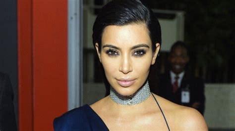 Kim Kardashian Bleaches Her Eyebrows | HuffPost Style