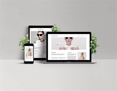 Free Screen Web Showcase Mockup | Mockuptree