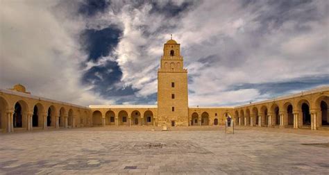 10 Of The Oldest Mosques Around the World