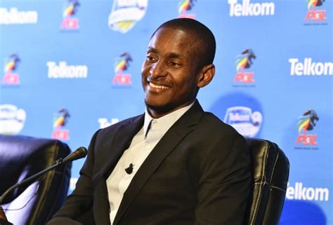 Rhulani Mokoena returns to Sundowns