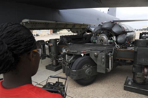 Desarrollo y Defensa: Prepárate, Corea del Norte: El B-52 pronto podrá lanzar aún más bombas