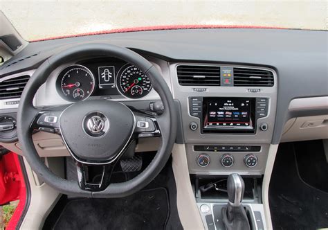 2015 Volkswagen Golf Sportwagon Review – WHEELS.ca