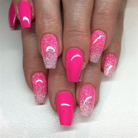 "Neon Pink" mit Glitzerspitze in Neon Pink und Diamond | Diamond nails, Neon pink nails, Hot ...