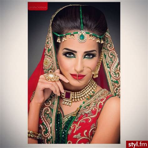 Makeup In The Style Of Bollywood - fashionsy.com