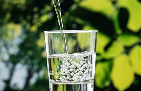 7 Science-Based Health Benefits of Drinking Enough Water | Clean Water