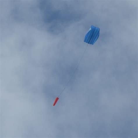 Flight Report - Parafoil Kite In Gusty Moderate Air