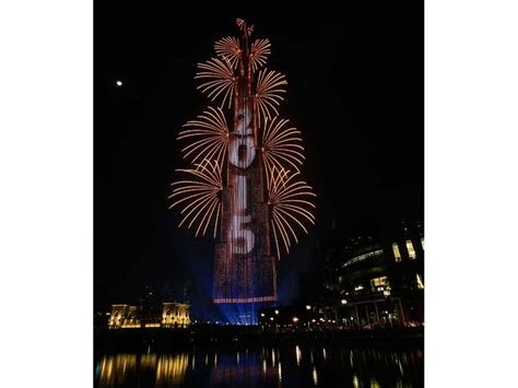 Spectacular fireworks light up Burj Khalifa | Uae – Gulf News