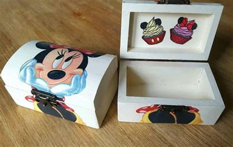 Minnie Mouse jewelry box, minnie mouse trinket box, Minnie Mouse wooden box, Minnie treasure box ...