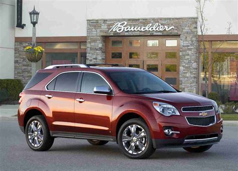 2010 Chevy Equinox Car Review by Car Expert Lauren Fix, The Car Coach