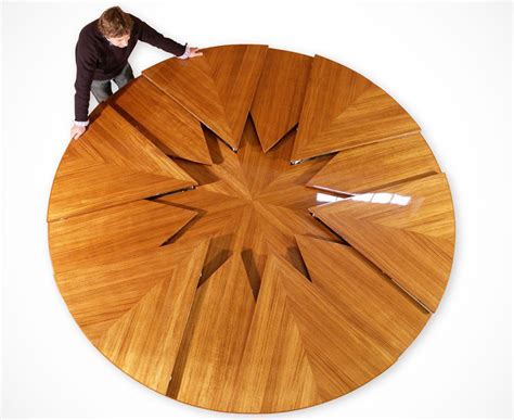 The Round Expanding Table to End All Round Expanding Tables: The Fletcher Capstan Design - Core77