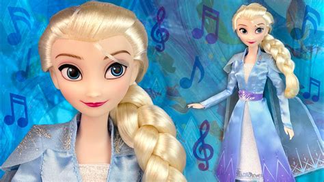 Frozen 2: Elsa singing doll “Into the Unknown” Review/Unboxing (DisneyStore) - YouTube