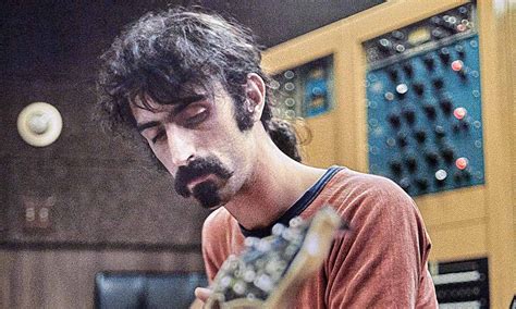 Hot Rats: Frank Zappa's Game-Changing Jazz-Rock Landmark | uDiscover