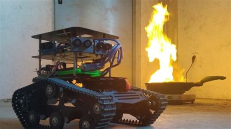 This firefighting robot could help human firefighters escape danger ...