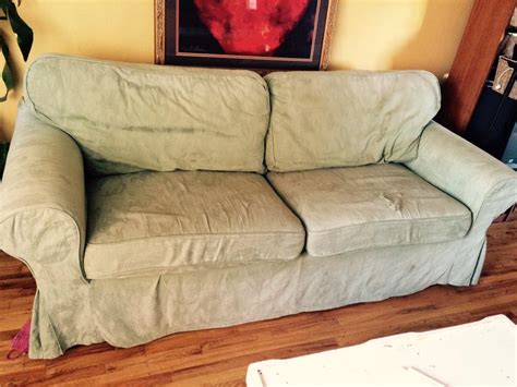 Couch/sofa/hide-a-bed Oak Bay, Victoria - MOBILE