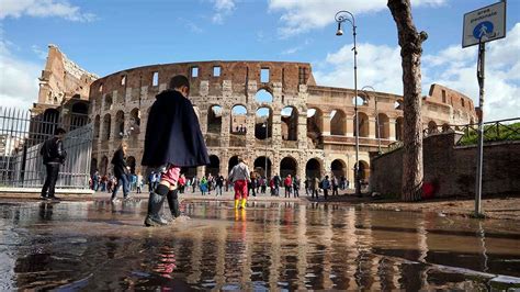 Italy Flooding Inundates 70 Percent of Venice; 6 Killed Countrywide | The Weather Channel