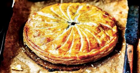 Food and Travel Magazine | Paul Hollywood's beef and potato pithivier