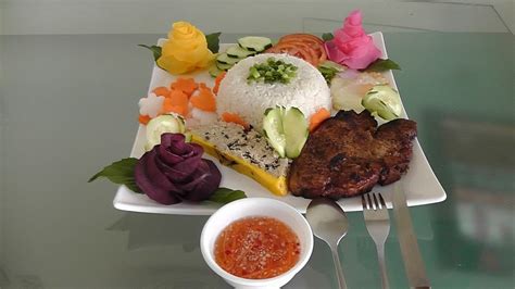 Vietnamese Pork Chop Rice Dish | Cơm Sừơn Chả Trứng - YouTube