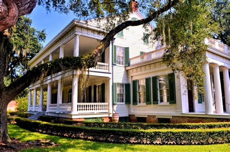 Haunted Nation: Rosedown Plantation - St. Francisville, LA (Stop and Smell the Roses)