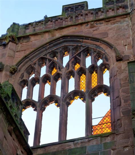 Today Around Coventry: Coventry Cathedral Ruins - Golden Glass